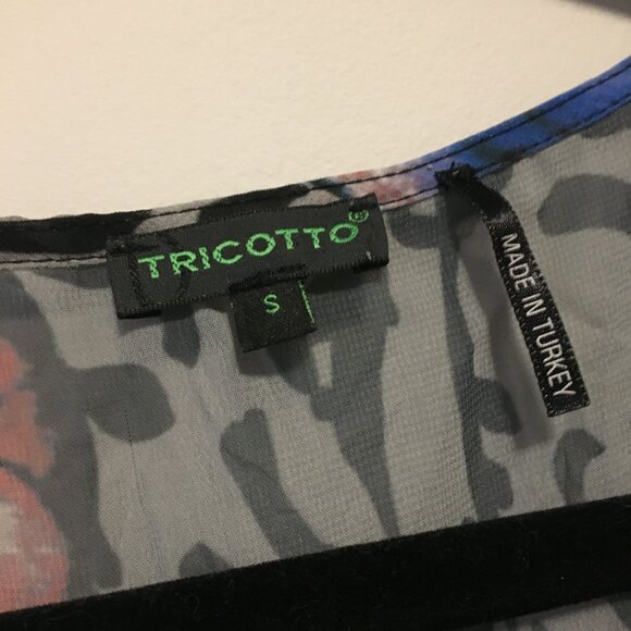 Tricotto Artsy Animal Print Womens Lace Up Bell Sleeve Cover Dress - Picture 11 of 16